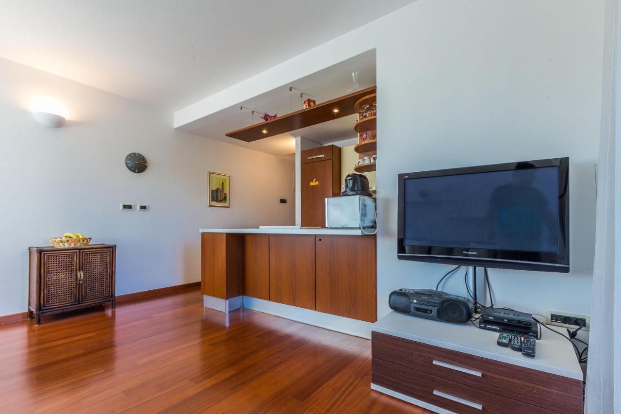 Adriano 2Br Apartment With Terrace Zadar Exterior foto